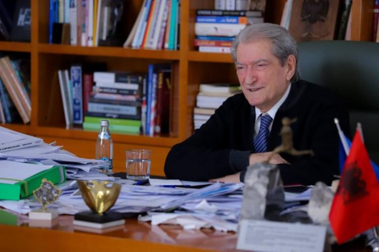 Berisha paralajmëron "kryengritje paqësore" dhe thellim të aksionit opozitar