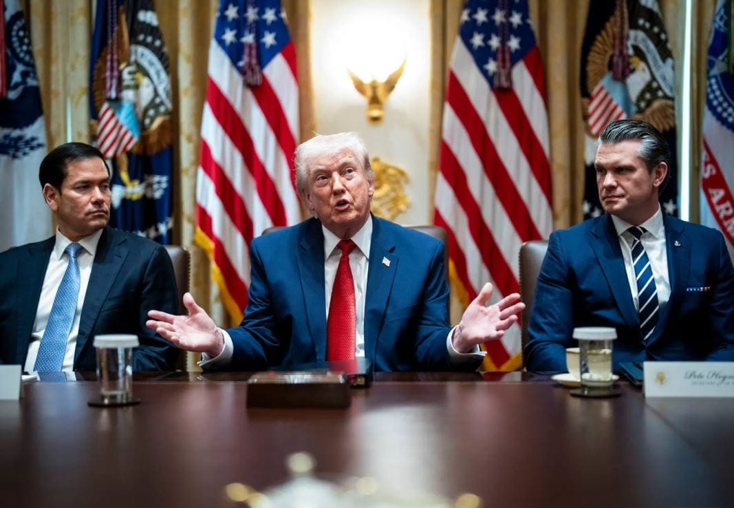 Donald Trump kërcënon Iranin me sulme ndaj infrastrukturës civile, por shtyn afatin në momentet e fundit. Irani sulmon Bazën Amerikane, 12 ushtarë mbetën të plagosur.