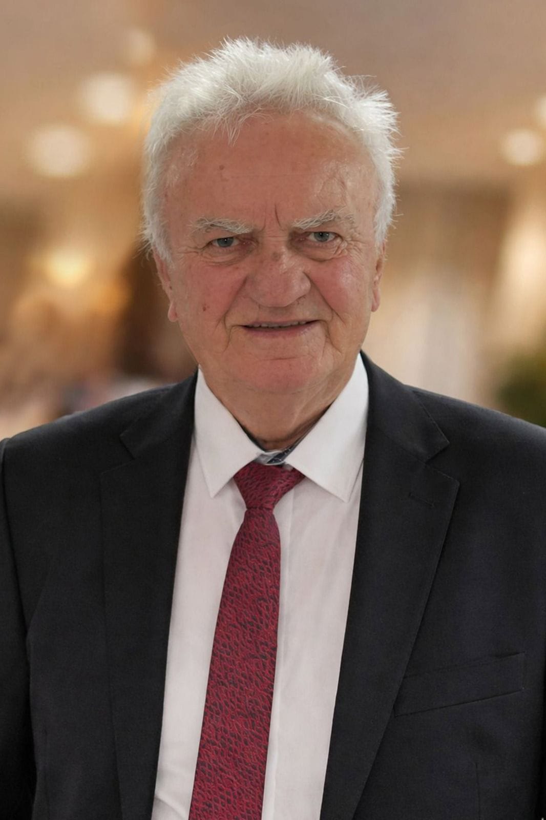 U rëndua fjala, shpirti na u mbush me mall…