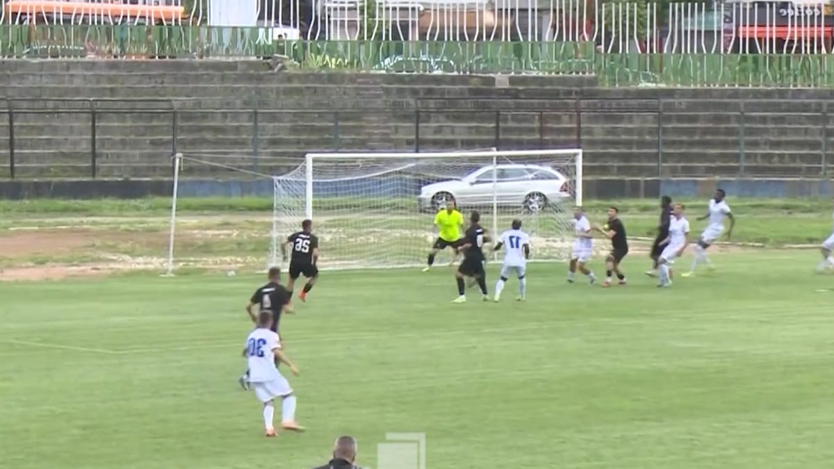 Futboll / Burreli mundet edhe në Gjirokastër