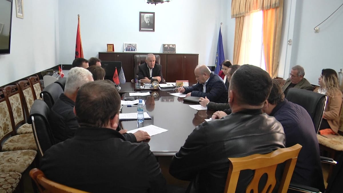 Prefekti, mbledhe për sistemin e bujqësisë