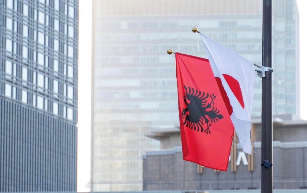 Kryeministri Rama në Tokio: Flamuj Kuqezi Mirëpresin Forcimin e Marrëdhënieve me Japoninë