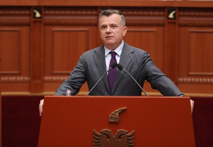 Taulant Balla i bën thirrje demokratëve: Çojeni Sali Berishën në burg!