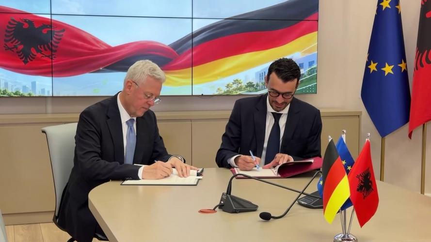 Shqipëria siguron 114 milionë euro nga Gjermania për Energji dhe Arsim