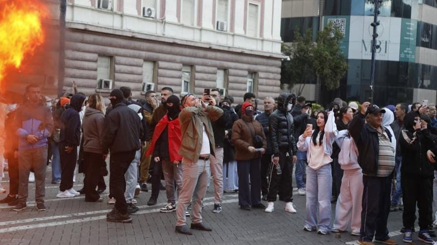 Përditësim mbi të Lënduarit nga Protesta e së Dielës: Dy Ende Nën Kujdes Mjekësor