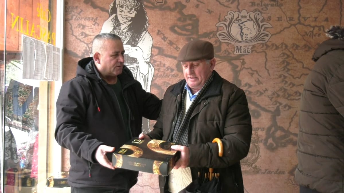 “Paskalin” hedh shorteun e radhës, klientët besnik shpërblehen me dhurata