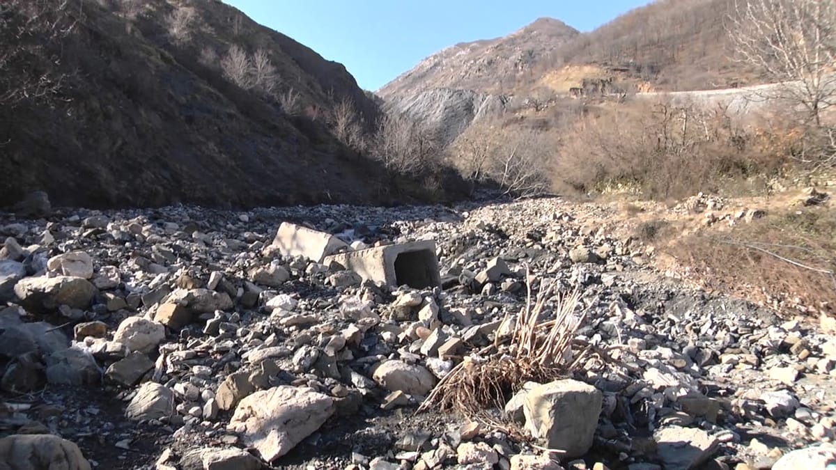 Xibër Murrize, banorët ankohen për inertet që dalin nga tuneli