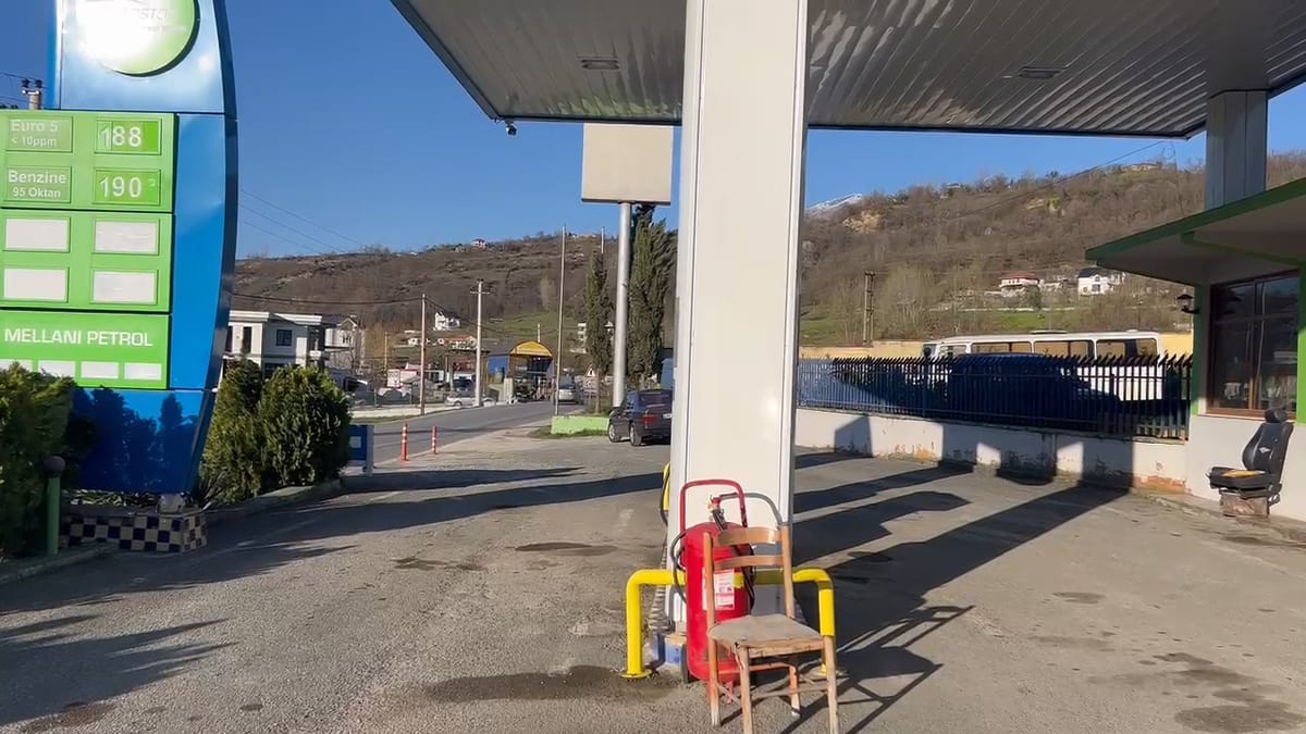 Reflektim i lehtë i çmimit të karburanteve, por mbetet sërish i lartë në krahasim me vendet e rajonit