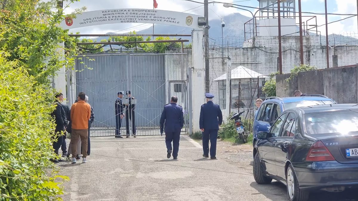 20 të dënuar lënë qelitë e Burgut të Sigurisë së Lartë në Burrel, 40 të tjerë përfitojnë ulje