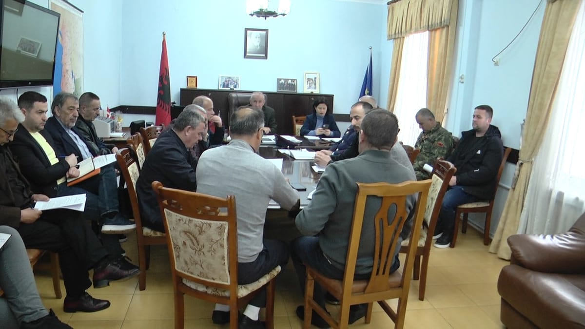 Shehu mbledh Komisionin e Mbrojtjes Civile për Qarkun Dibër