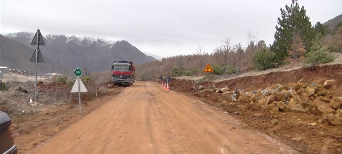 Mbyllet procedura e tenderimit, pritet fituesi i mirëmbajtjes së rrugës Ura e Matit – Rrëshen