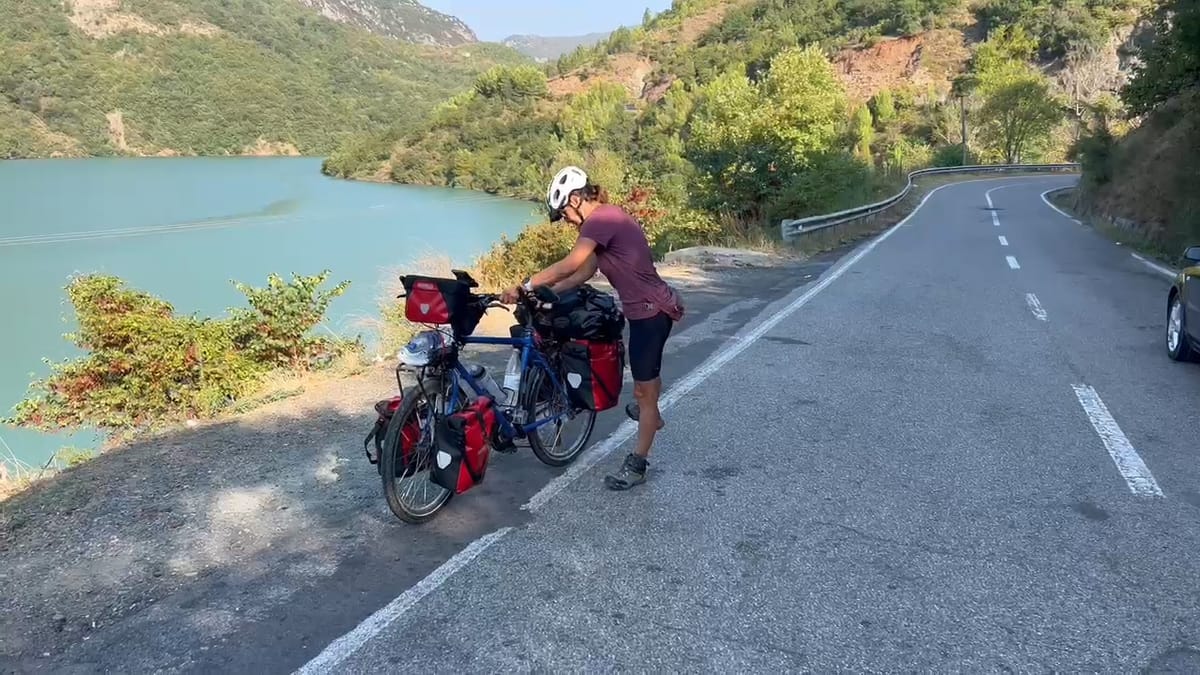 Lugina e Shkopetit në syrin e një turisteje gjermane: Problem janë mbeturinat