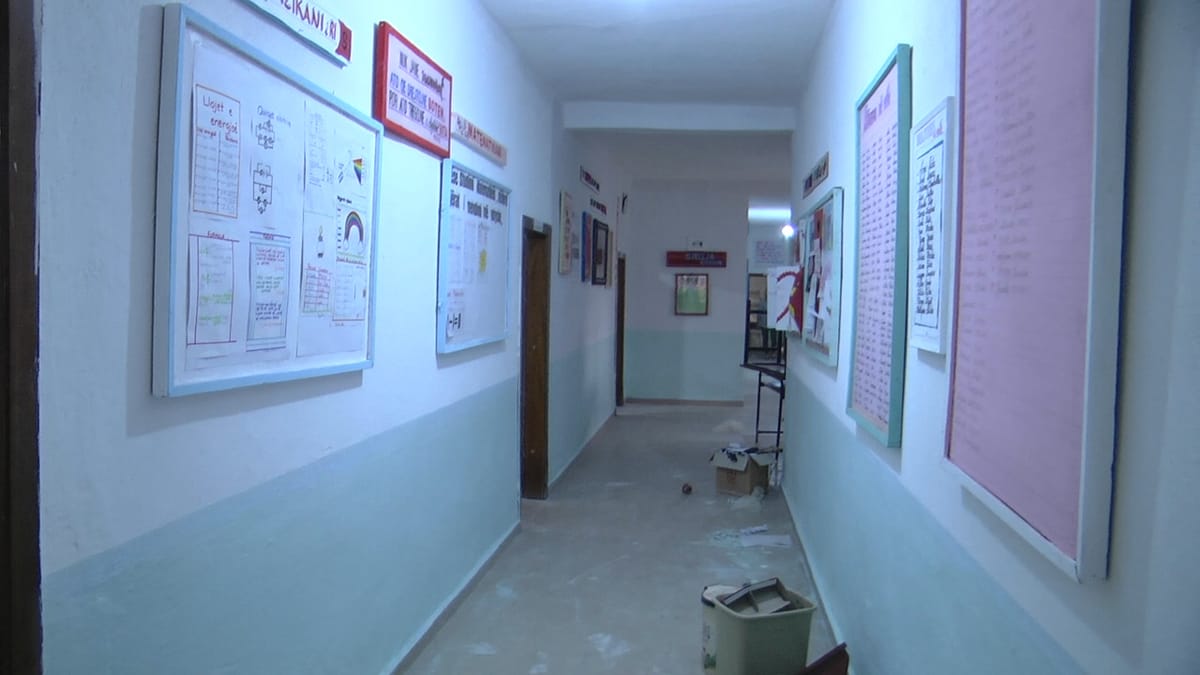 Shkollat e Dibrës gati të presin nxënësit me 9 Shtator