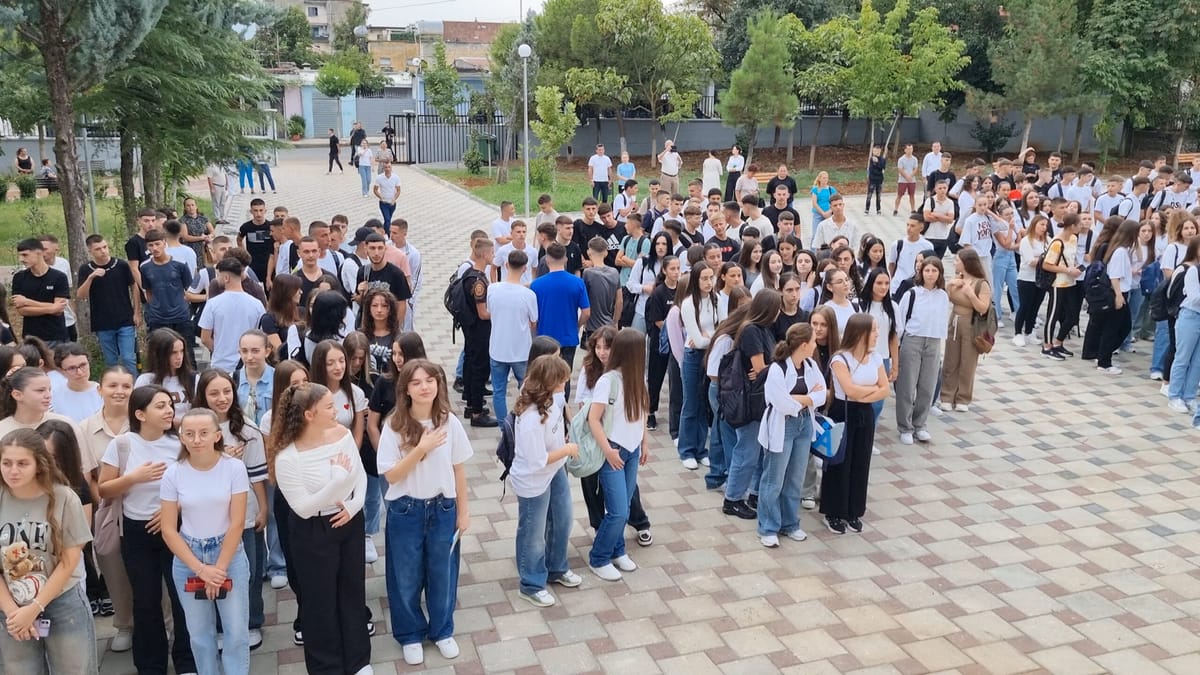 NIS VITI I RI SHKOLLOR NË MAT, MALAJ URON NGA GJIMNAZET "P.BUDI" E "28 NËNTORI"