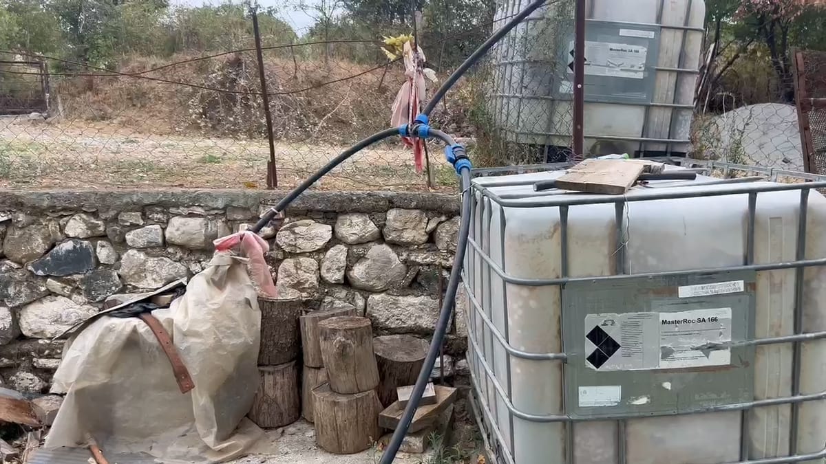 UJI I PIJSHËM, SFIDË NË FSHATIN KLOSKATUND