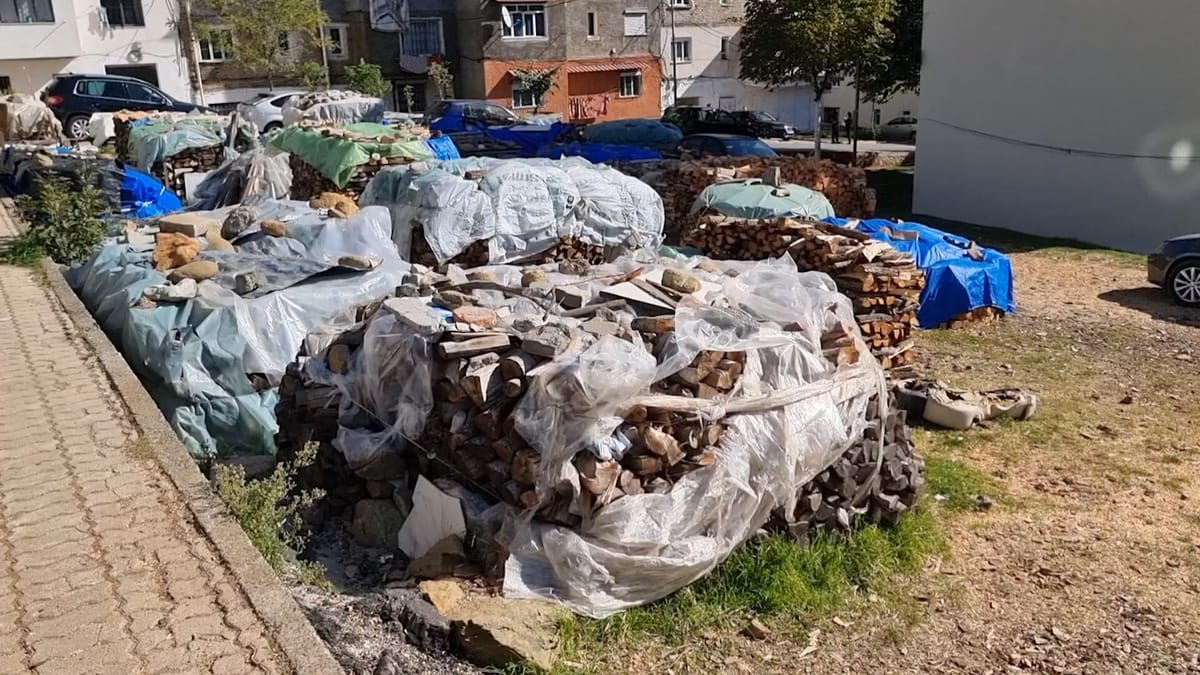 Bulqizë, rritja e çmimit të druve të zjarrit, qytetarët nisin zëvendësimin e ngrohjes me kondicioner