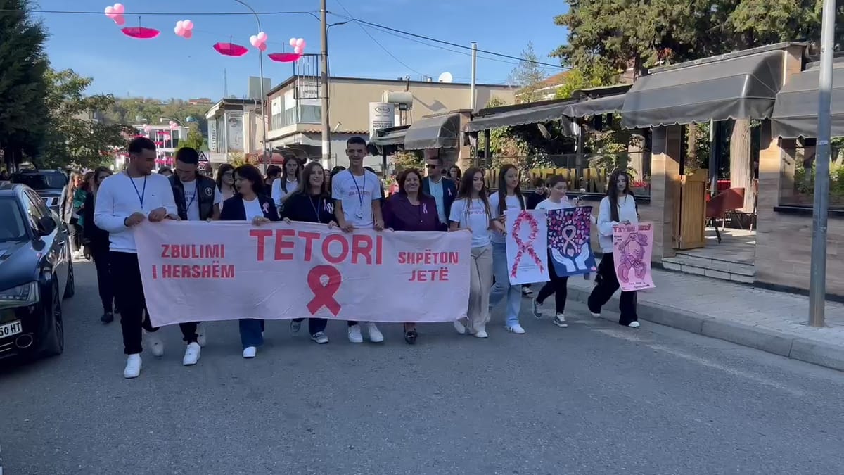 Klos / Aktivitet sensibilizues kundër kancerit të gjirit