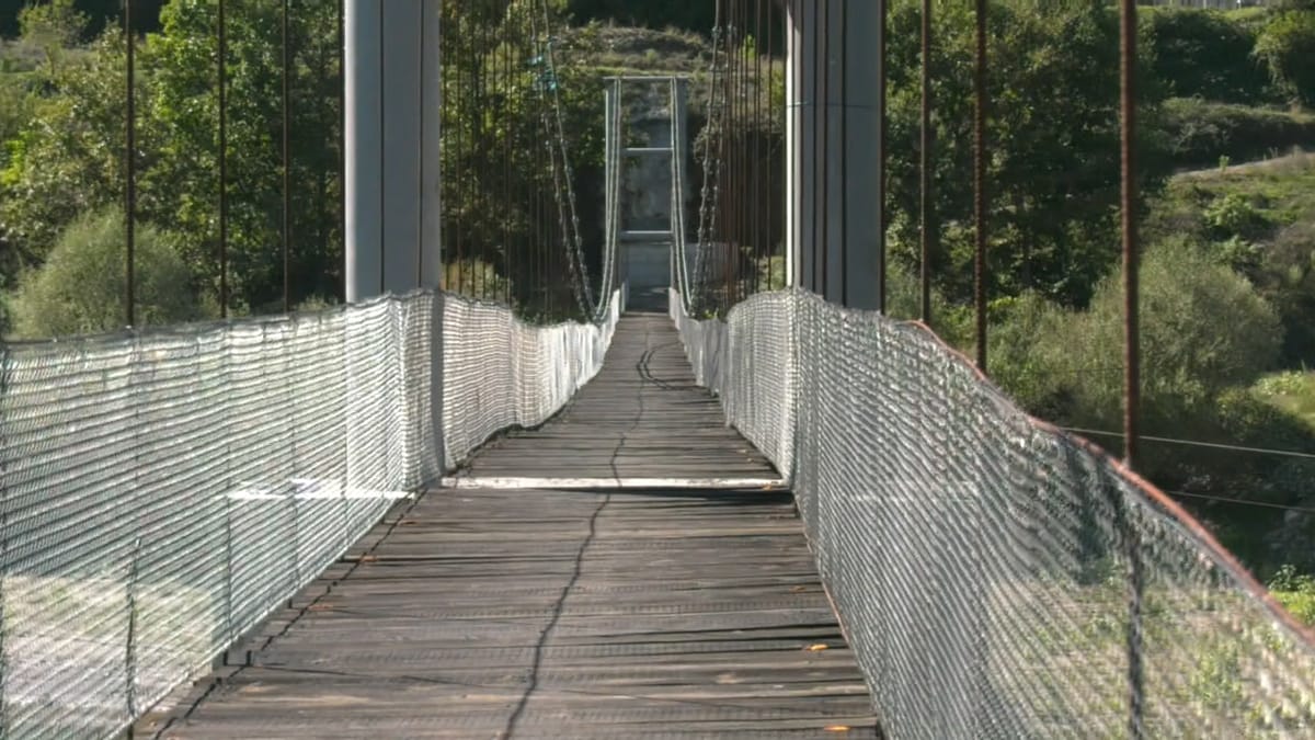 Përfundon ndërtimi i urës së Rrethe Bazit