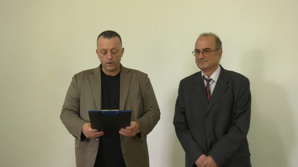 Shkrimtari Amadeo Baçi dhuron 50 romane të tjera për bibliotekën “Pjetër Budi”, Mat