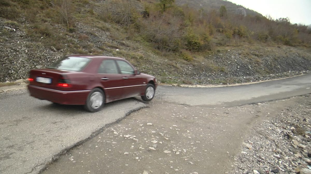 BAJPASI I MURRIZIT, “GANGRENA” E RRUGËS SË ARBRIT