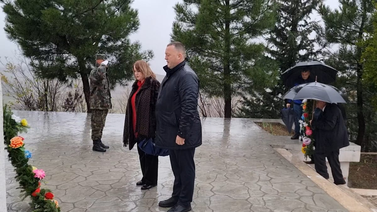 Mat / Përkujtohet 29 Nëntori, 80-vjetori i Çlirimit të Atdheut