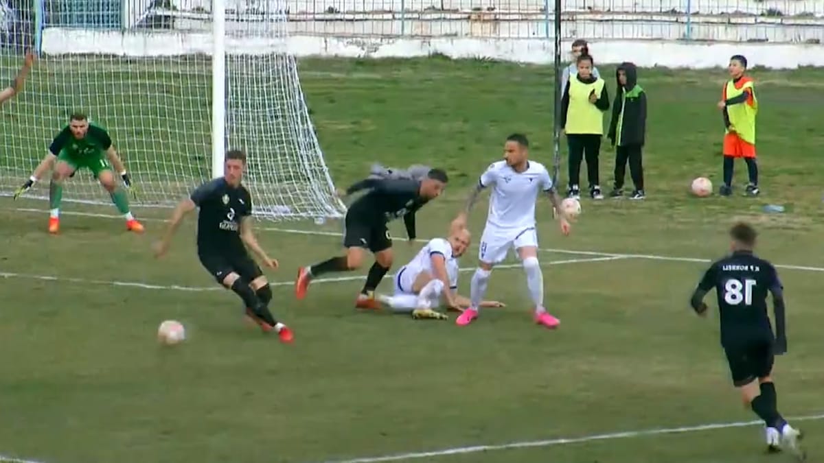 Futboll / Vora fiton minimalisht me kontestime ndaj Burrelit