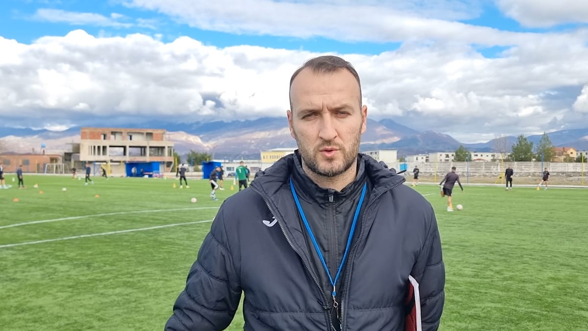 Futboll / Nesër, Burreli vs Vora, ndeshja pritet të jetë e fortë