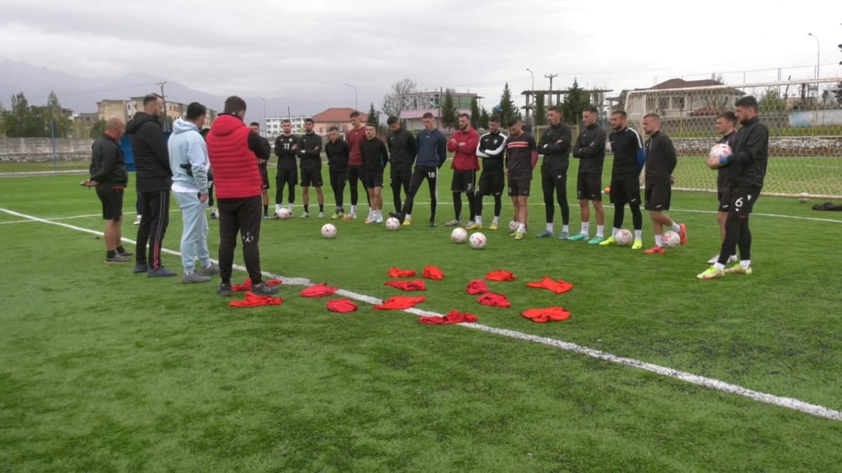 Futboll / Nesër, Burreli në përballje të vështirë ndaj Vorës