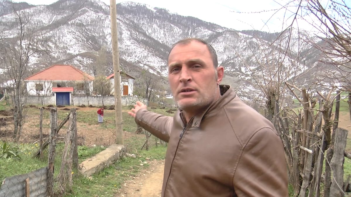 Fshati Orzhanovë, 35 pritje për vetëm 300m rrugë