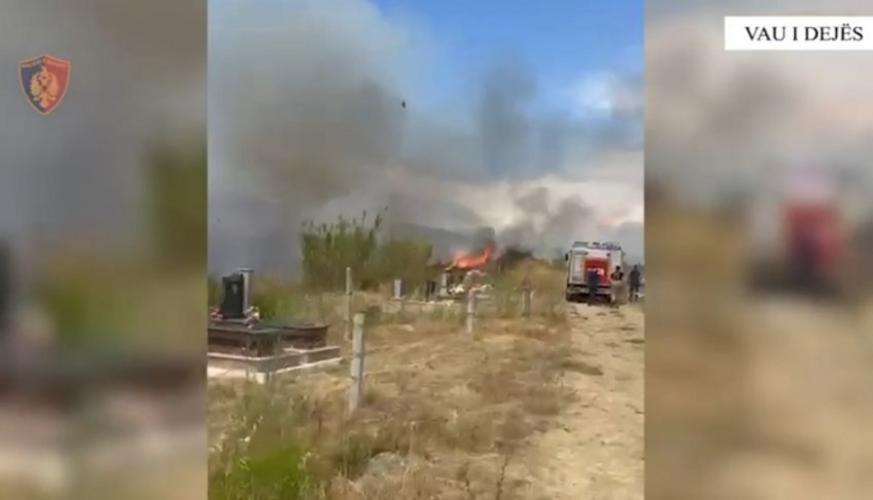 Ndezi zjarr në varrezat e fshatit dhe dogji një sipërfaqe toke me shkurre, identifikohet dhe arrestohet autori