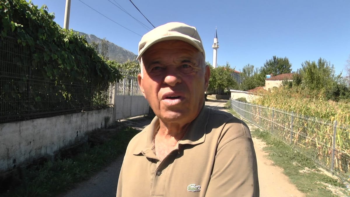 Fshati Fullqet, probleme me ujërat e ndotura në sipërfaqe prej 35 vitesh.