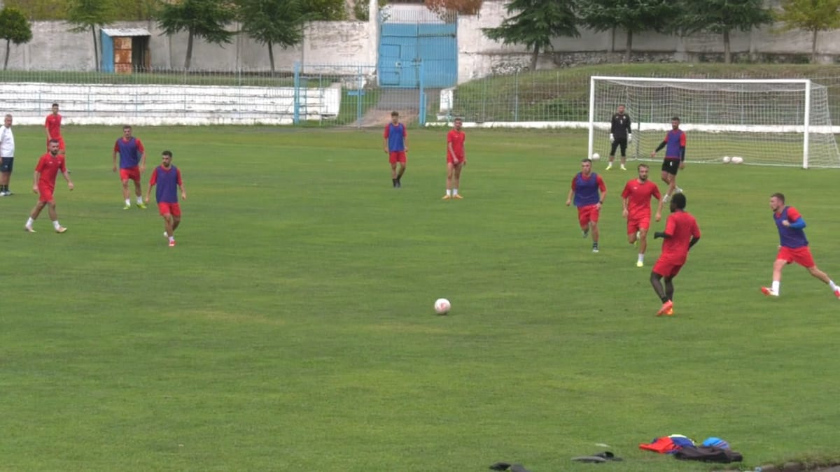 Nesër, Luftëtari – Burreli, Nikaj: shkojmë për tri pikë të plota