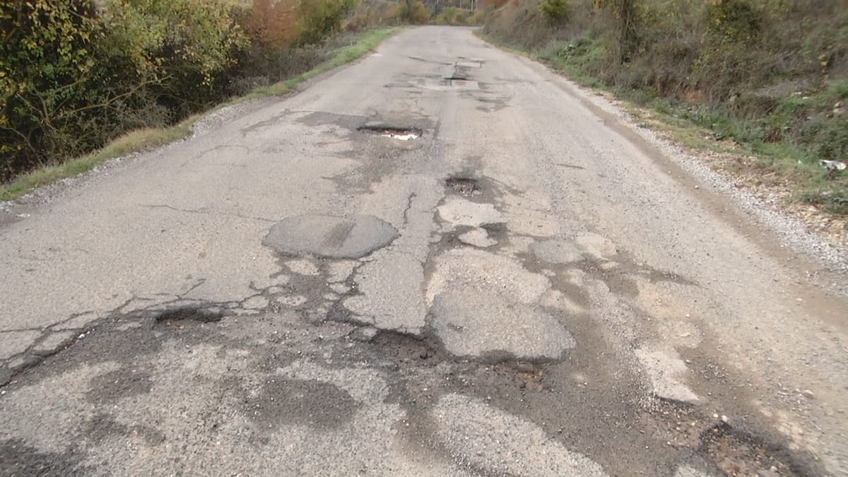 Dy segmentet e lëna pasdore të rrugës nacionale Skuraj – Peshkopi
