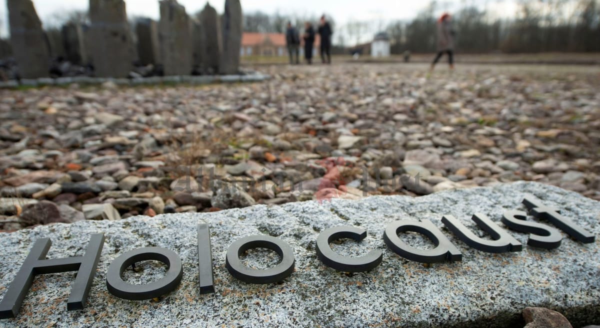 DW: Identifikohen pas 70 vitesh pesë milionë viktima të Holokaustit.“Nazistët donin të fshinin gjurmën e ekzistencës së tyre”