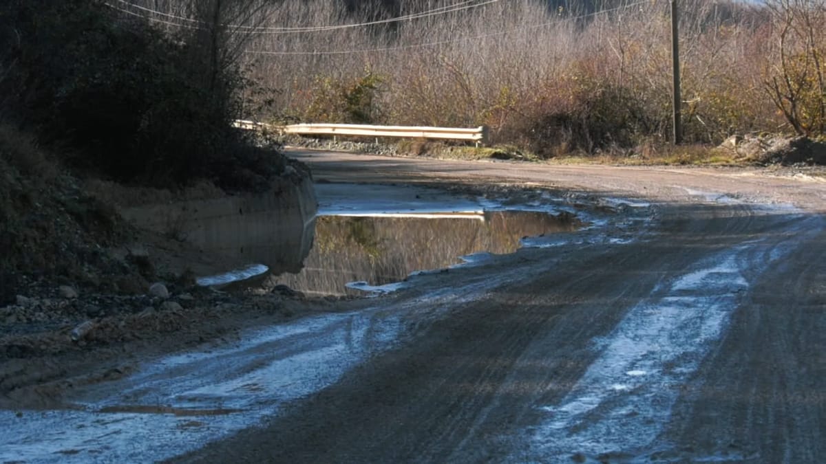 Ura e Matit – Rrëshen rrezikon të bllokohet, probleme në afërsi të Urakës