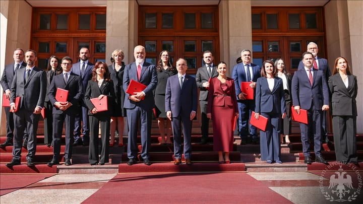 EMRAT/ “Tërmet” në Qeveri! Rama shkarkon disa ministra dhe riemëron të tjerë, ja lëvizjet e bujshme