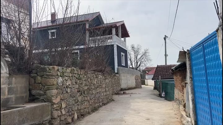 Efektivi 40-vjeçar i “Shqiponjave” bie nga muri gjatë aksionit për arrestimin e një të shumëkërkuari