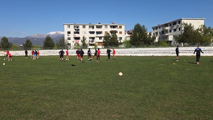 Burreli pret në “Liri Ballabani” Lushnjën