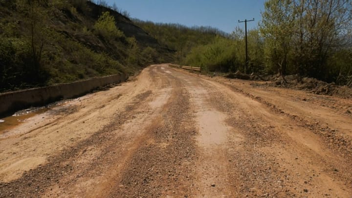 Ndërhyhet në rrugën Burrel – Rrëshen