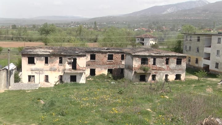 Vakuf, fshati që dikur prodhonte mijëra KV fruta, ndërsa sot braktisur totalisht