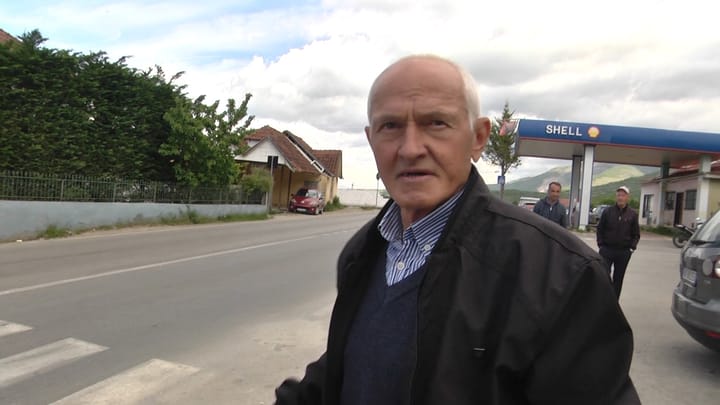 RRUGA MELAN E RREZIKSHME PËR NXËNËSIT E SHKOLLËS E BANORËT E ZONËS