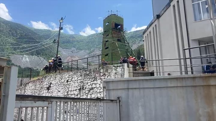 Minatorët e Albchrome protestojnë në Bulqizë, kompania reflekton për pagesën e fundvitit