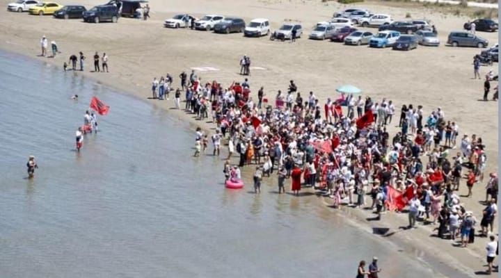 Rama ironizon protestuesit e Zvërnecit: Lërini makinat, mos ndotni plazhin e flamingove!