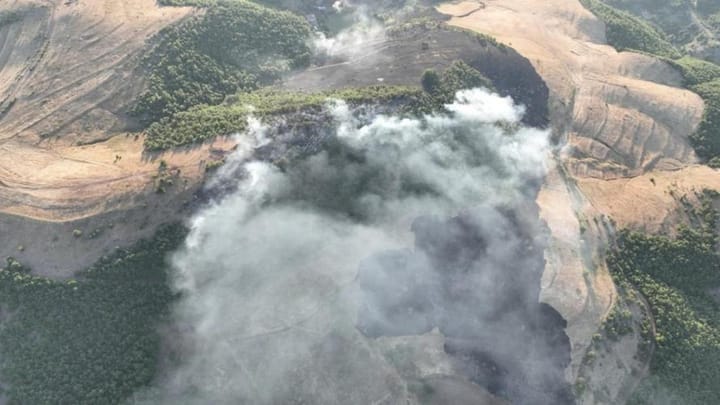 Zjarre në Prrenjas: Flakët Kërcënojnë Zonat, Reagim i Shpejtë Parandalon Fatkeqësinë