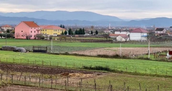 Shqipëria Rurale në Harresë: 13% e Territorit Braktiset nga Popullsia