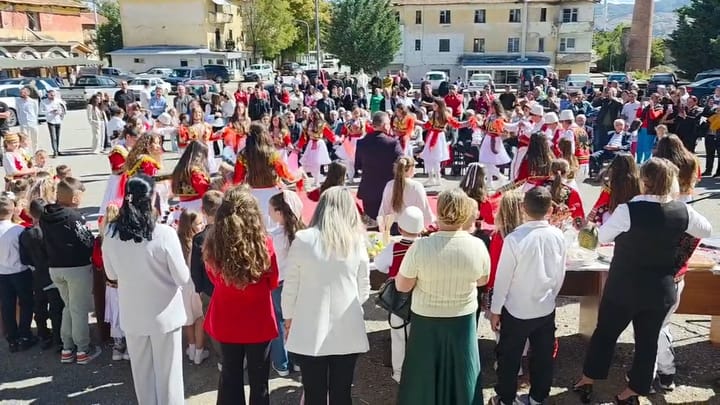 U përkujtua në Martanesh 84-vjetori i krijimit të çetës partizane të kësaj krahine