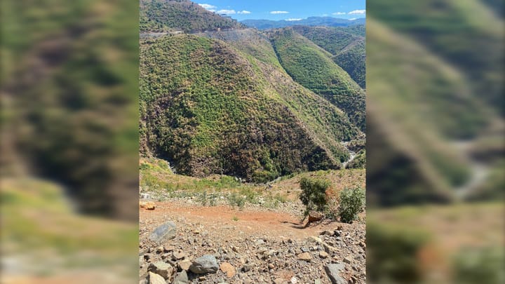 Detaje të reja nga aksidenti në Krastë, 40-vjeçari banor i Burrelit humbi jetën pasi mjeti doli nga rruga dhe ra në humnerë