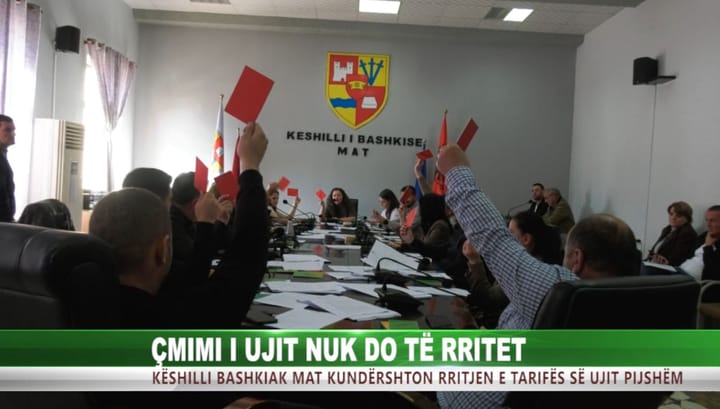 Këshilli Bashkiak Mat i thotë JO rritjes së çmimit të ujit të pijshëm