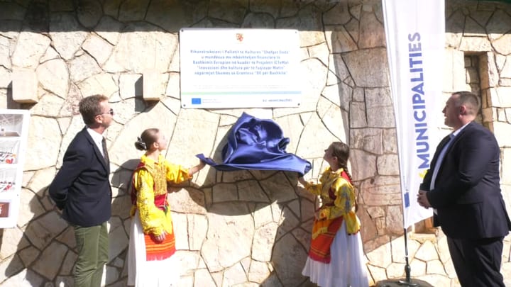 Përfundon rikonstruksioni i Pallatit të Kulturës “Shefqet Doda” në Burrel, merr pjesë edhe ambasadori i BE