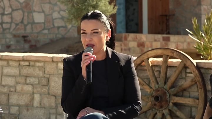 Takim me fermerë e pronarë të agroturizmit në Qarkun Dibër